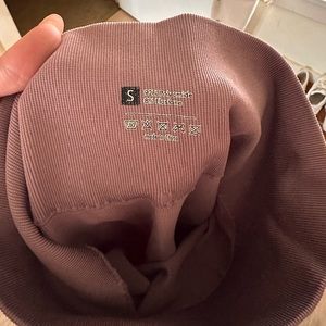 Extra high waisted leggings